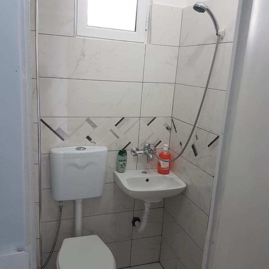 Klent Studio Apartment Pogradec Buitenkant foto